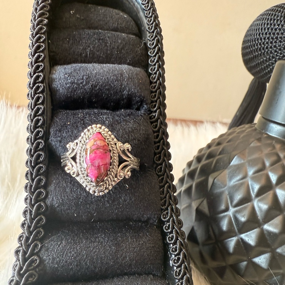 C20 Beautiful Rhodonite Crystal set in a 92.5% Silver Setting